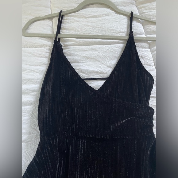 OWO little black dress - Picture 3 of 4